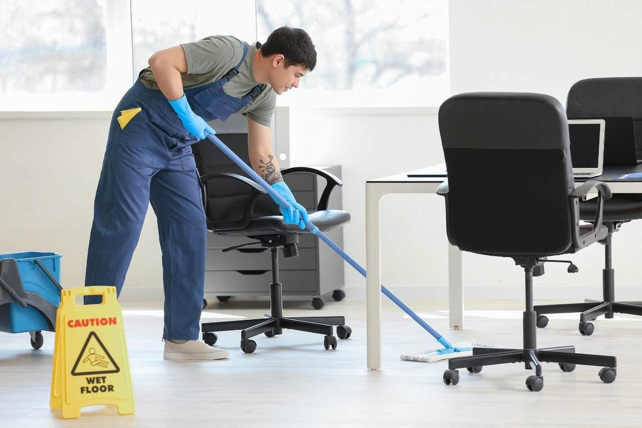 Profesyonel Ofis Temizliği ile Verimliliği Artırın